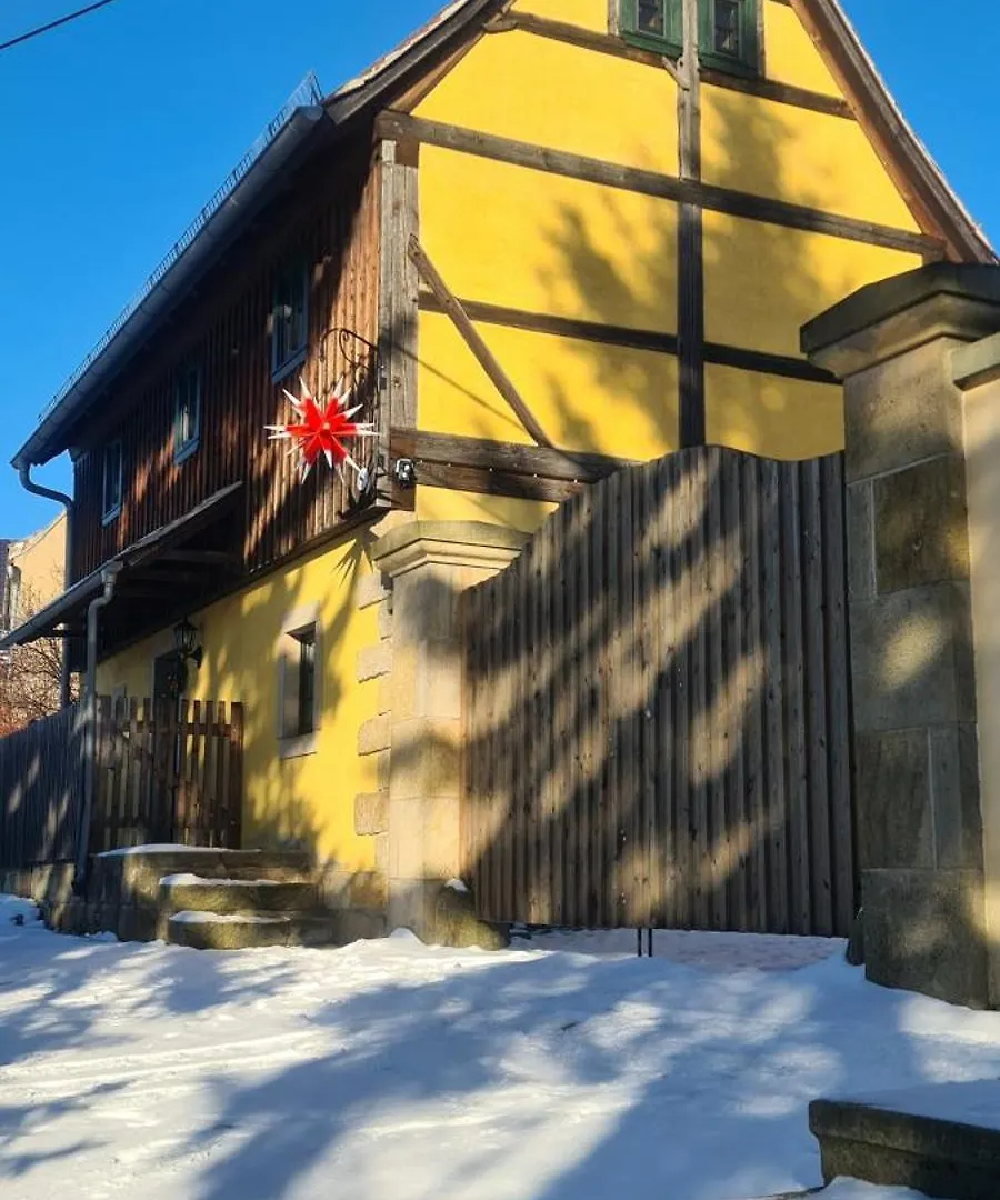 別荘 Gaestehaus Zum Rosengarten ドレスデン